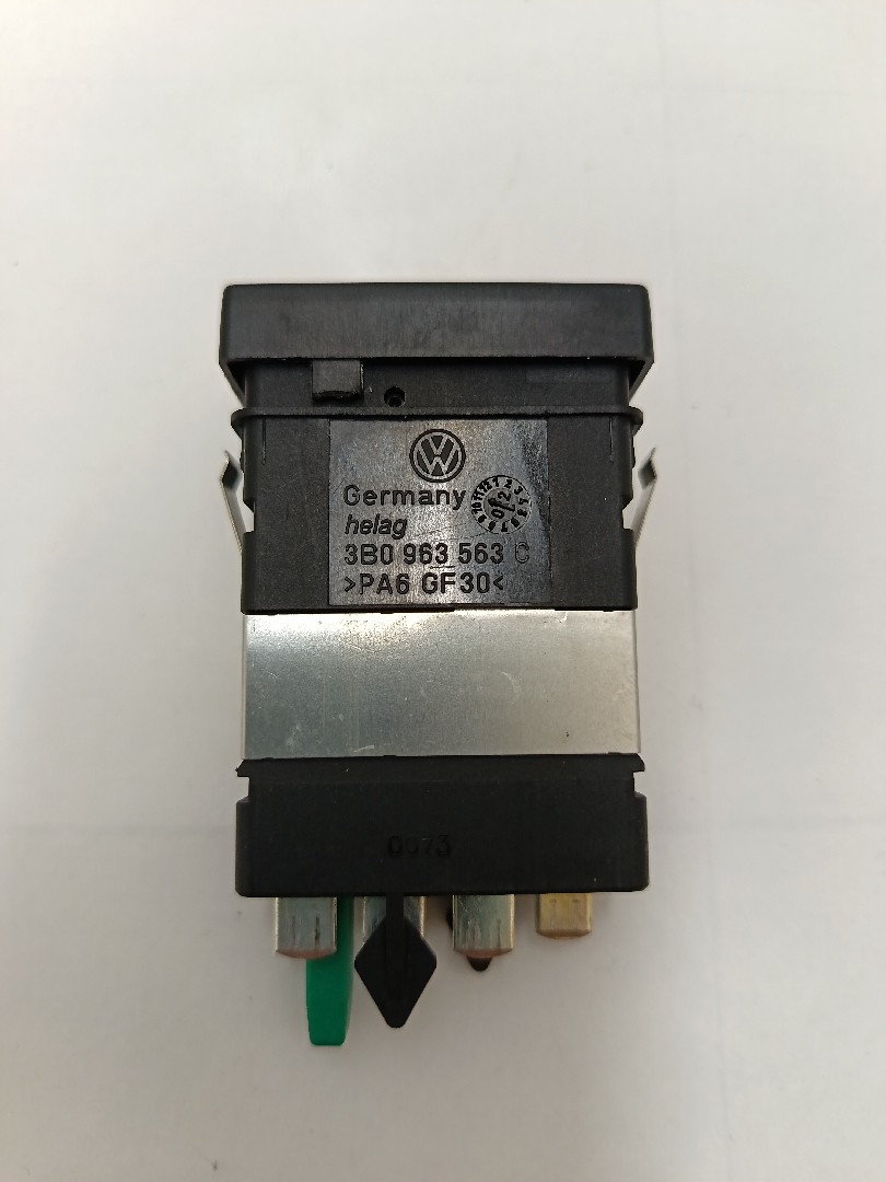 Botão / interruptor aquecimento de bancos VOLKSWAGEN Passat Variant (3B6) Imagem-2