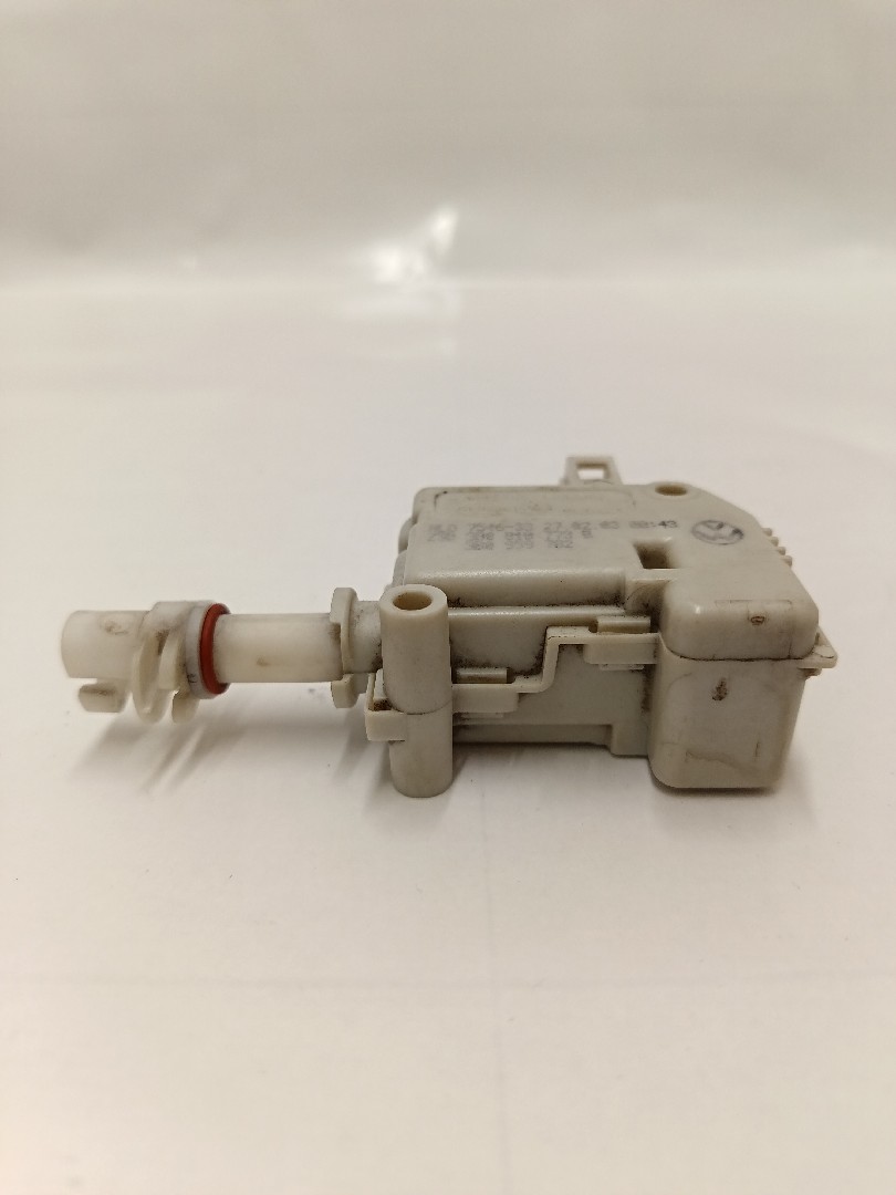 Pistola do depósito de combustível VOLKSWAGEN Passat Variant (3B6) Imagem-1