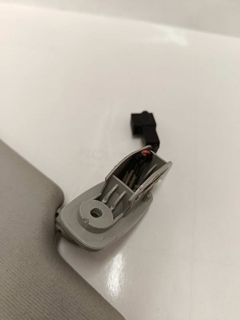 Pála de sol esquerda VOLKSWAGEN Passat Variant (3B6) Imagem-3