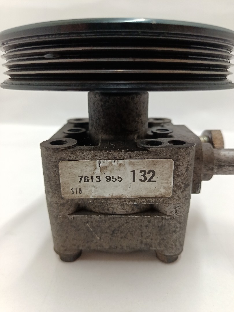 Bomba de direção NISSAN Primera Sedan (P12) Imagem-4