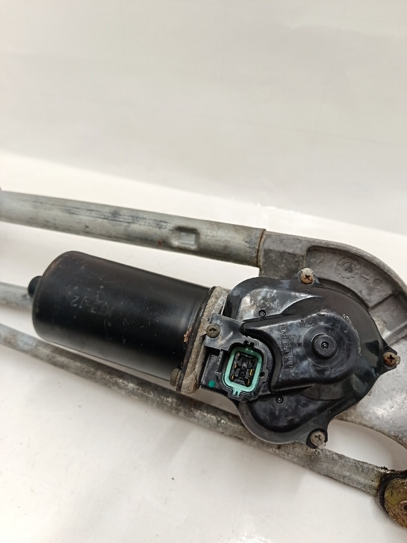 Motor limpa vidros frente NISSAN Primera Sedan (P12) Imagem-4