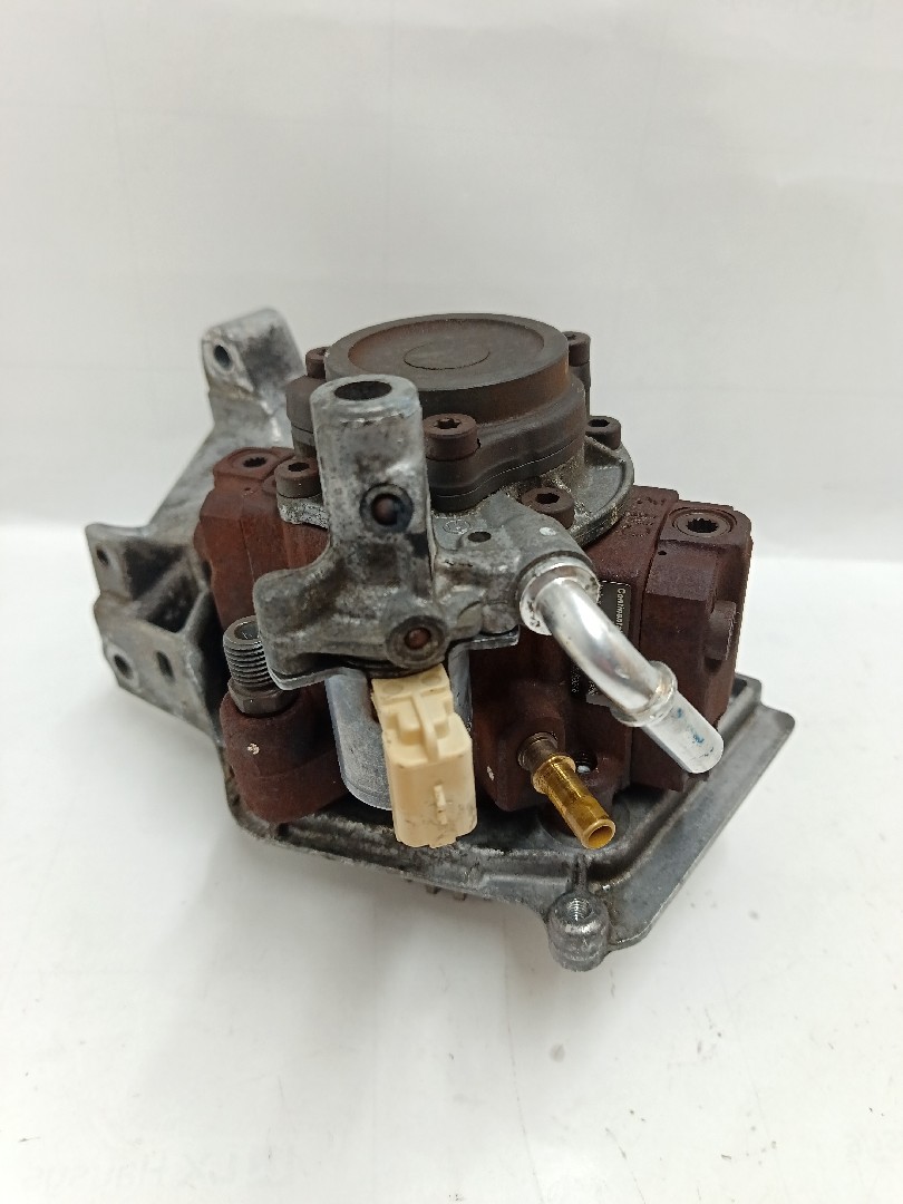 Bomba injetora VOLVO V40 Hatchback Van (525) Imagem-3