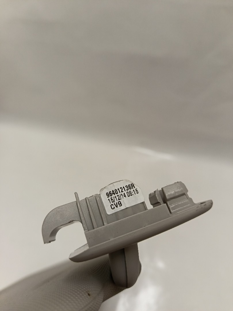 Pála de sol esquerda IRAN KHODRO RENAULT CAPTUR (J5) Imagem-4