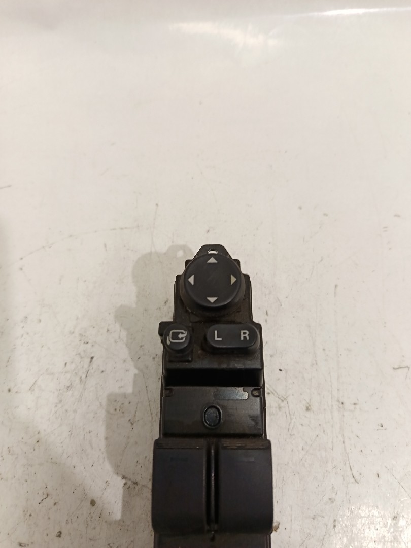 Comando / botão / interruptor vidros frente esquerdo MAZDA 6 Sedan (GH) Imagem-1