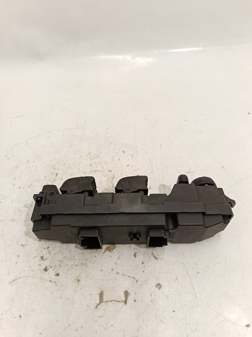 Comando / botão / interruptor vidros frente esquerdo MAZDA 6 Sedan (GH) Imagem-2