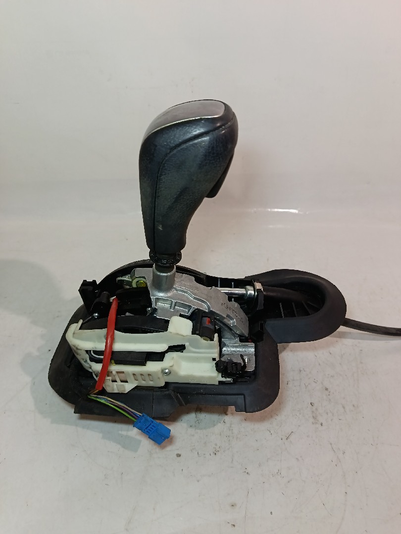 Gear selector BMW 1 Cabriolet (E88) Imagem-1