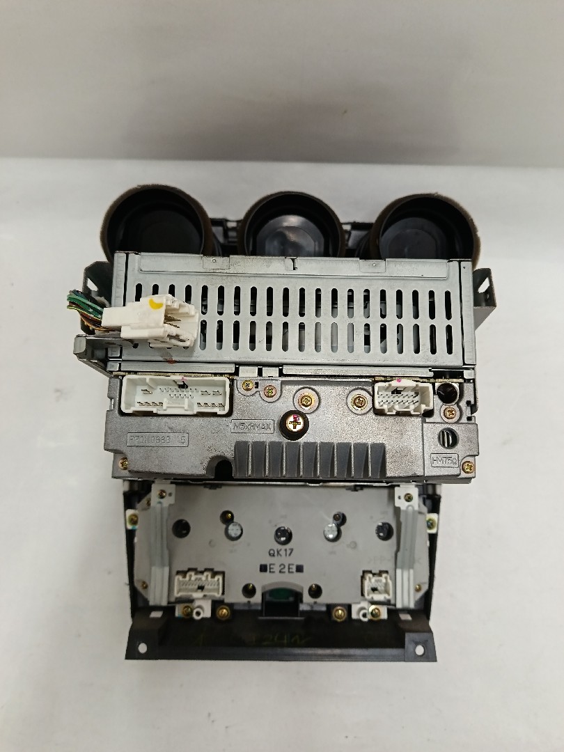 Rádio / auto-rádio MAZDA 6 Hatchback (GG) Imagem-1