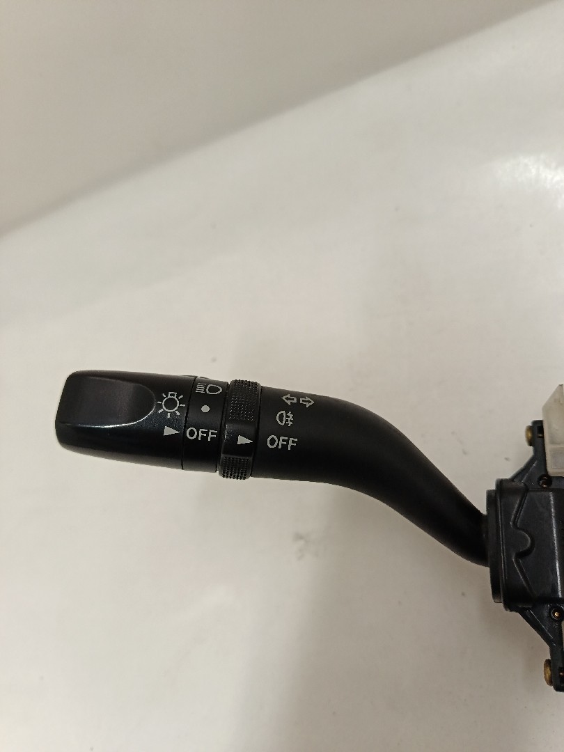 Manípulo do limpa vidros MAZDA 6 Hatchback (GG) Imagem-1