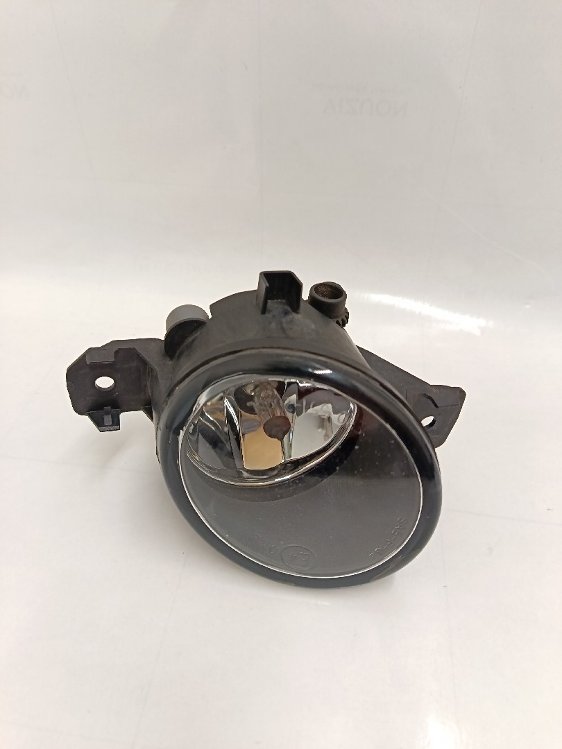 Farol nevoeiro frente esquerdo NISSAN - ID S_4621