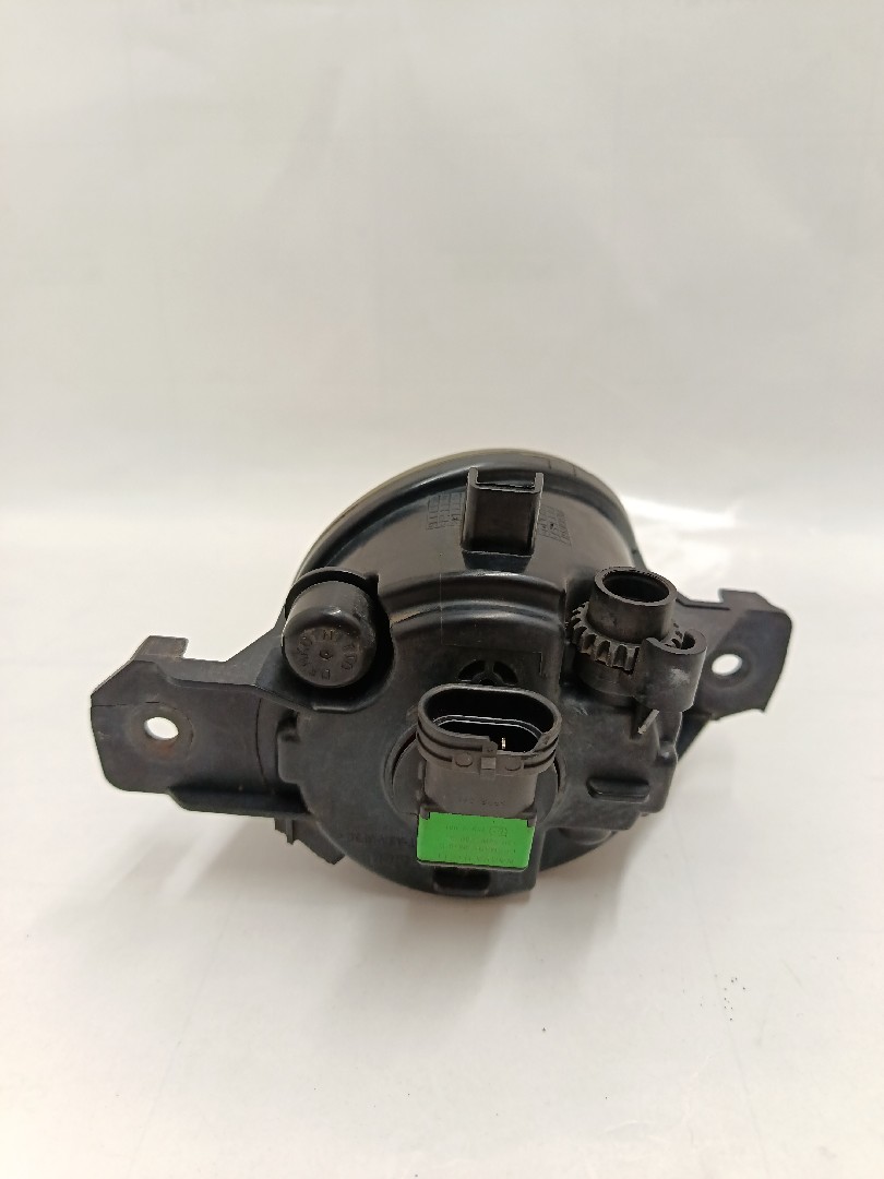 Farol nevoeiro frente direito NISSAN Primera Sedan (P12) Imagem-1