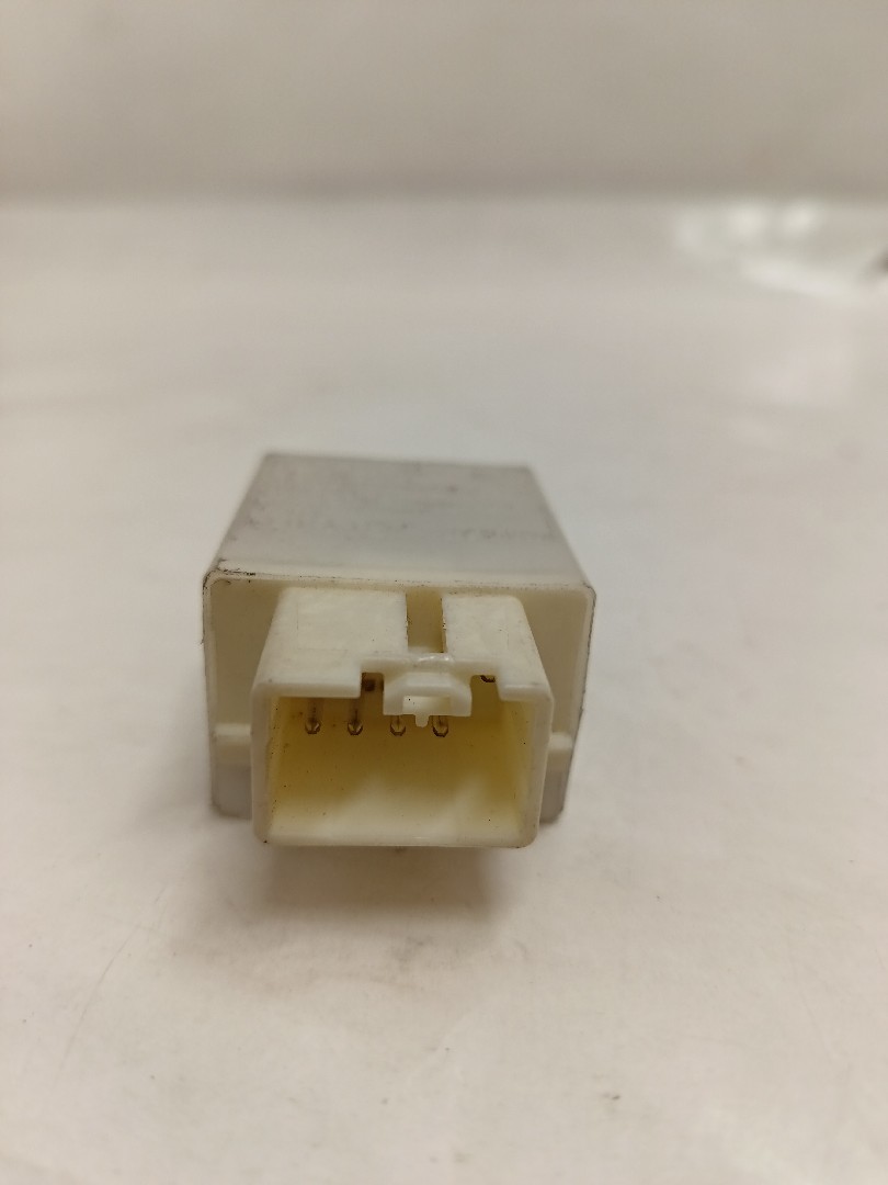 Botão / interruptor electromecânico / relé MAZDA 6 Hatchback (GG) Imagem-2