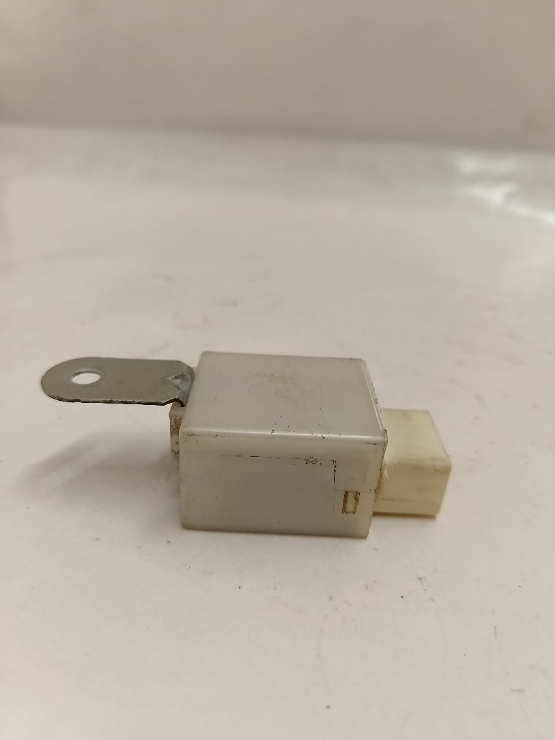 Botão / interruptor electromecânico / relé MAZDA 6 Hatchback (GG) Imagem-3