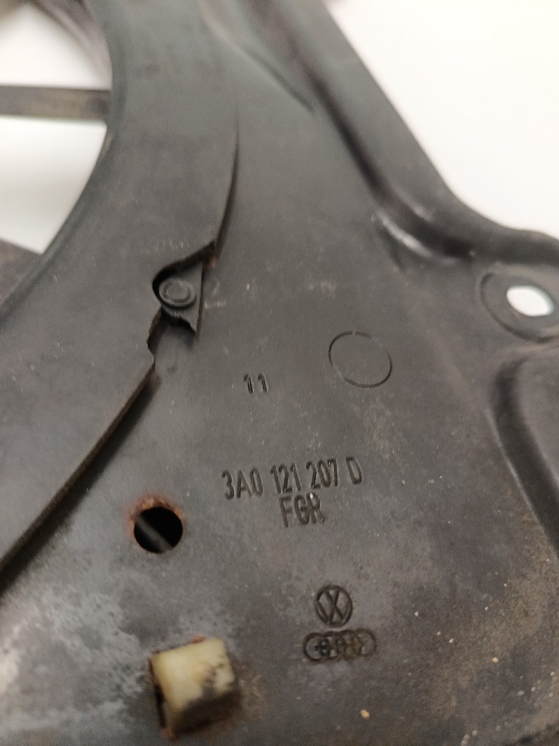 Termoventilador / motoventilador VOLKSWAGEN Passat Variant (3A5, 35I) Imagem-5