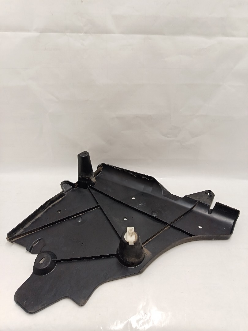 Blindagem inferior da carroçaria IRAN KHODRO - ID S_4637