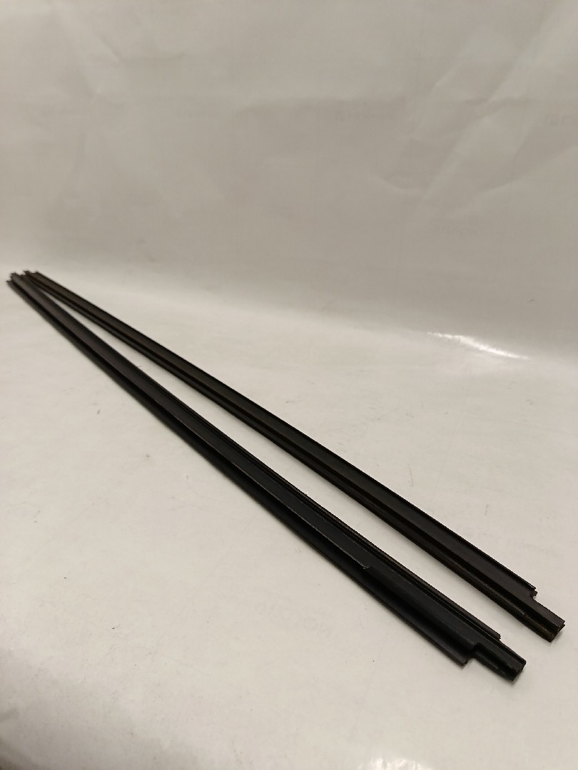 Raspador do vidro da porta frente direita MINI Mini (R56) Imagem-1