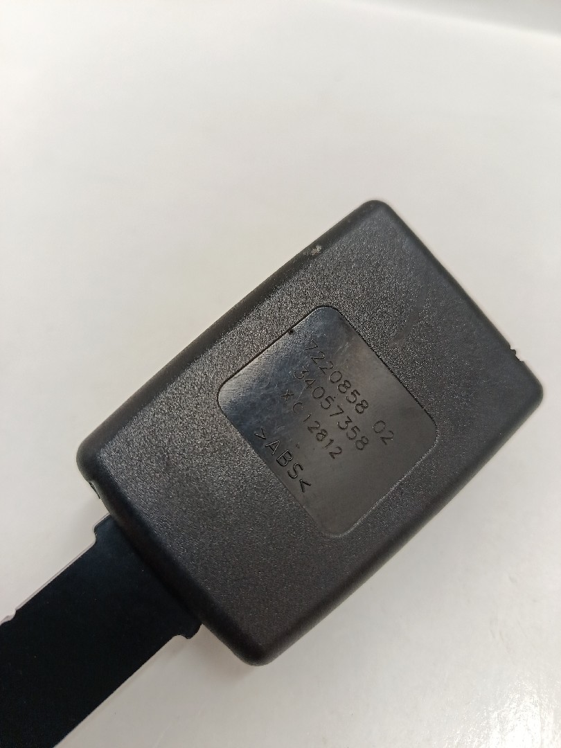 Encaixe de cinto trás direito BMW 7 (F01, F02, F03, F04) Imagem-2