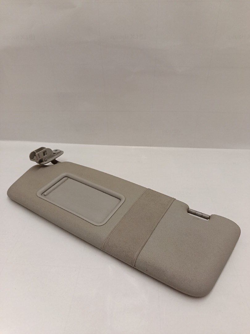 Pála de sol esquerda AUDI - ID S_512