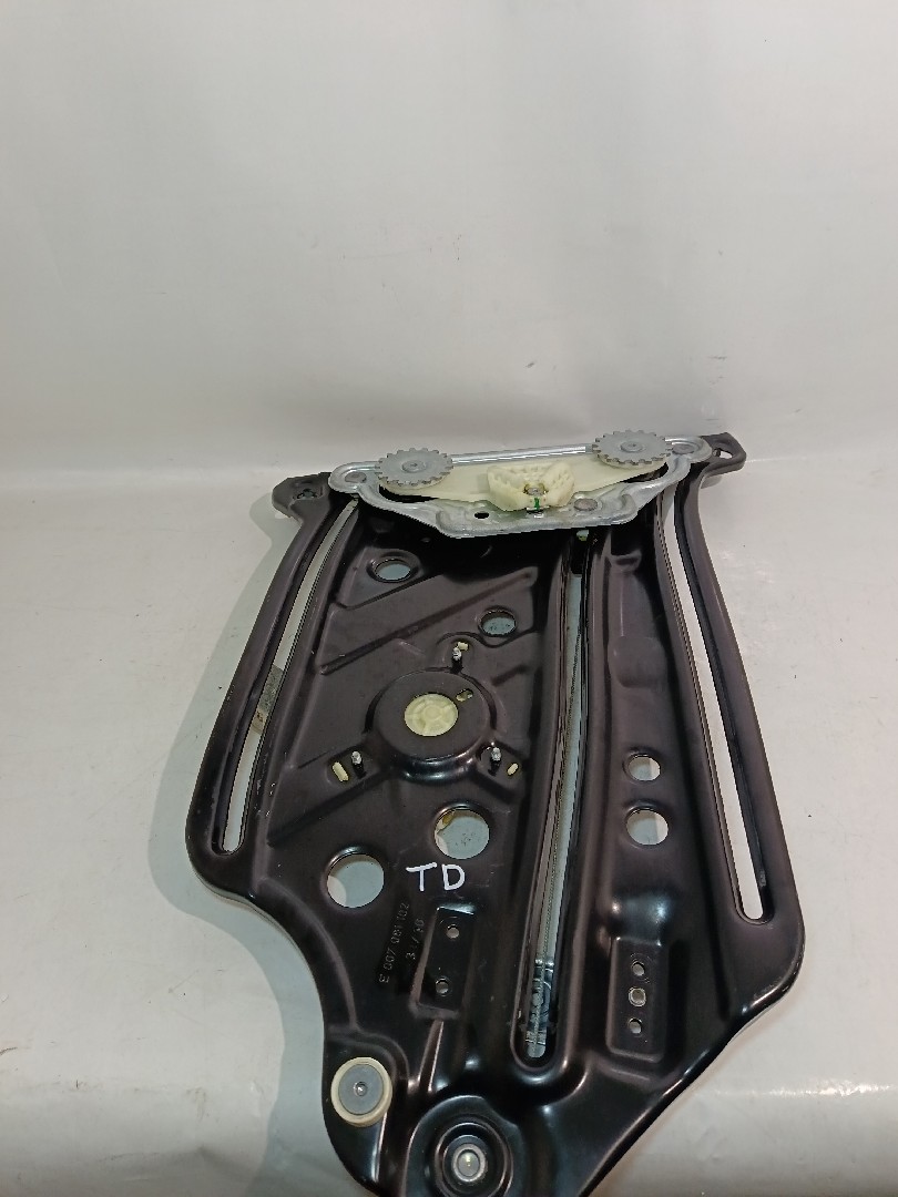 Elevador vidros trás direito BMW 1 Cabriolet (E88) Imagem-2