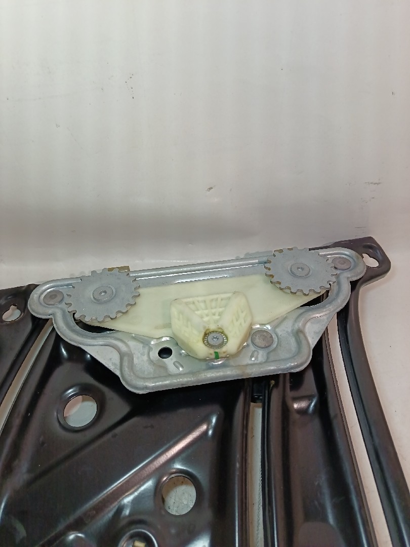 Elevador vidros trás direito BMW 1 Cabriolet (E88) Imagem-3