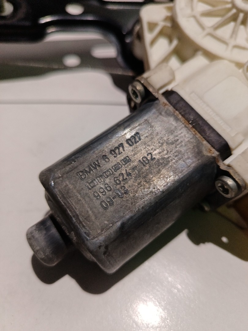 Elevador vidros frente esquerdo BMW 1 (E87) Imagem-5