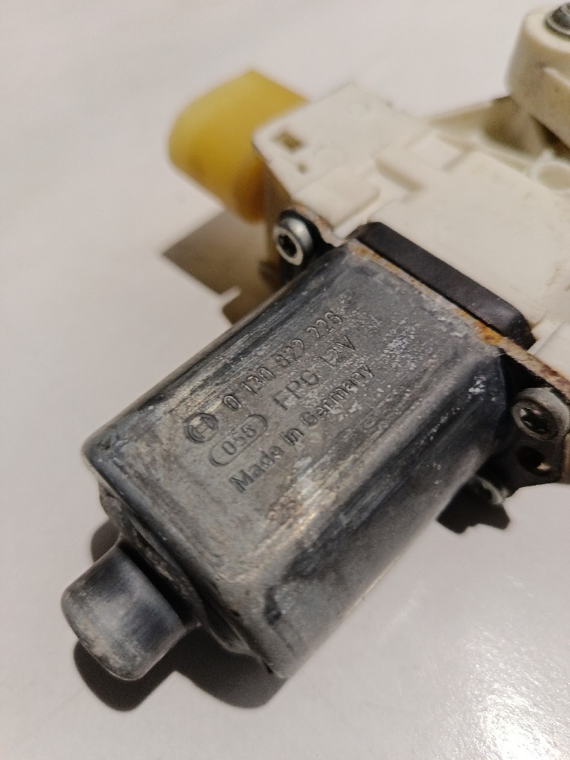 Elevador vidros frente esquerdo BMW 1 (E87) Imagem-6