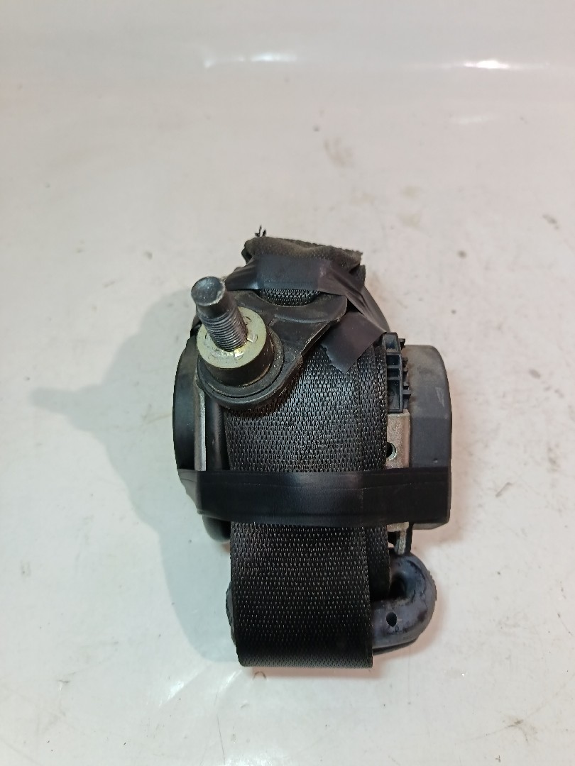 Right front seatbelt pretensioner MERCEDES-BENZ Classe B (W245) Imagem-2
