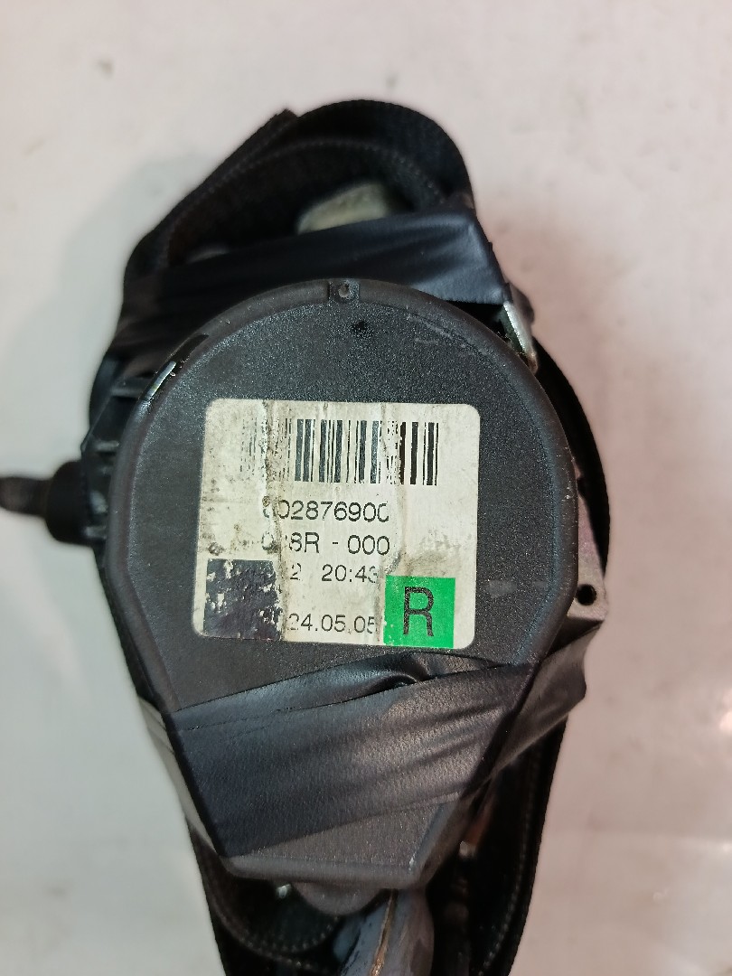 Right front seatbelt pretensioner MERCEDES-BENZ Classe B (W245) Imagem-4