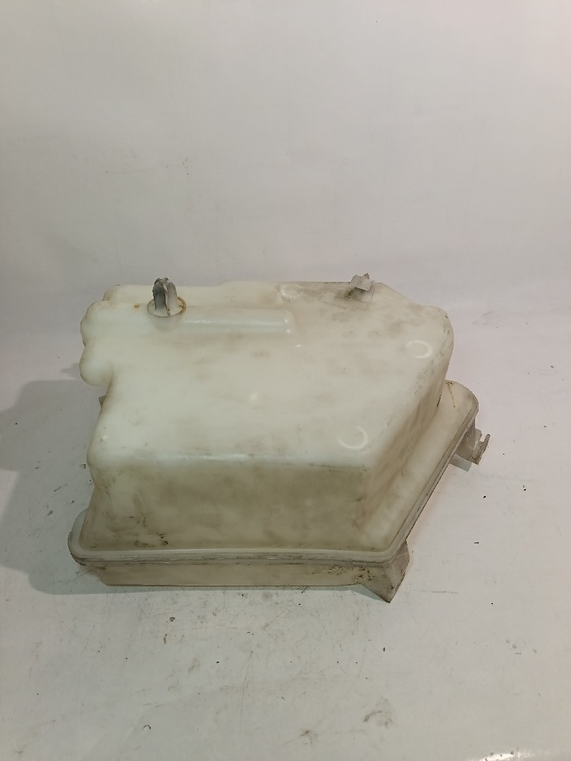 Windshield washer tank MERCEDES-BENZ Classe B (W245) Imagem-1