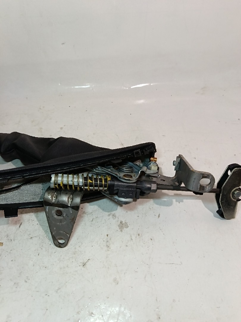 Travão de mão / parque BMW 1 Cabriolet (E88) Imagem-3