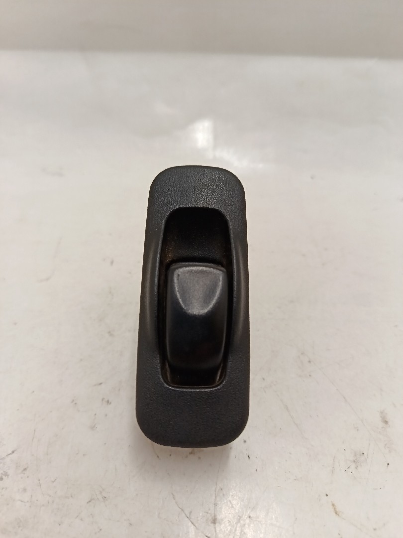Comando / botão / interruptor vidros frente direito MITSUBISHI - ID S_911