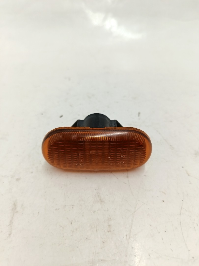 Pisca de espelho direito RENAULT - ID S_972