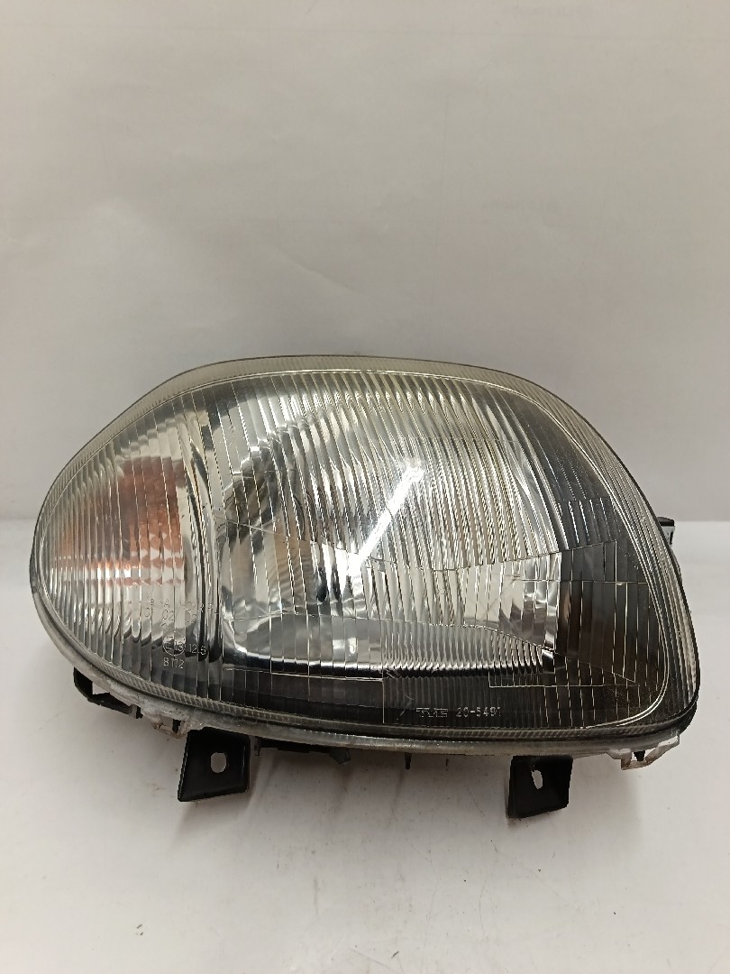 Right Headlight RENAULT - ID S_978