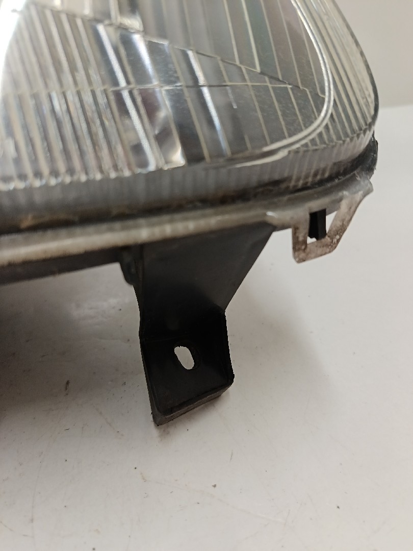 Right Headlight RENAULT Clio II (BB0/1/2_, CB0/1/2_) Imagem-2