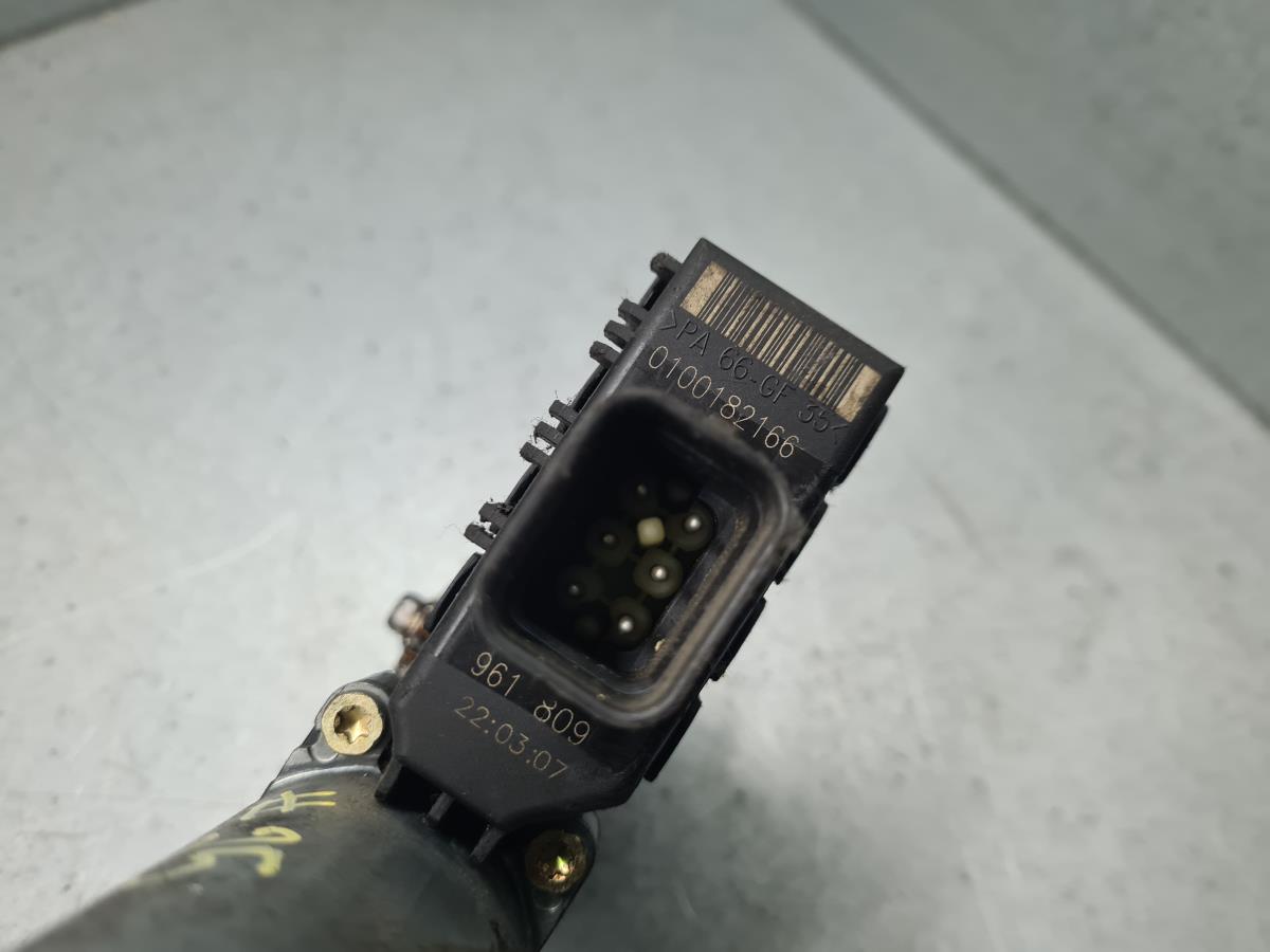 Moteur lève-vitre avant gauche OPEL Astra G Hatchback (F48_, F08_) Imagem-3