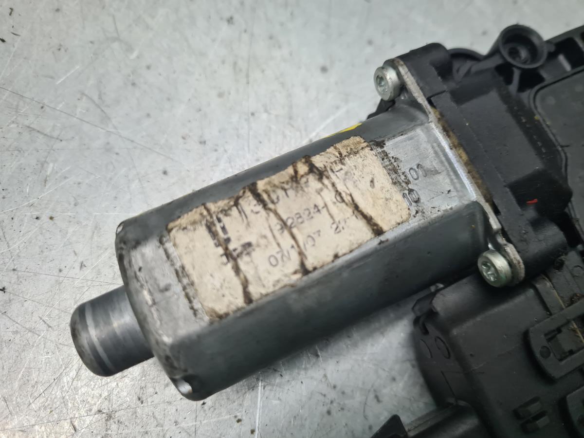 Moteur lève-vitre avant gauche OPEL Astra F (56_, 57_) Imagem-2