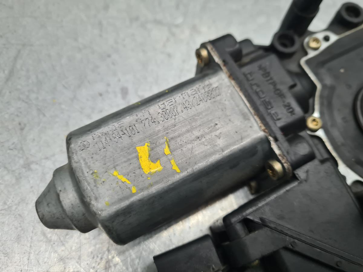 Motor vidro frente direito AUDI A4 (8D2, B5) Imagem-2