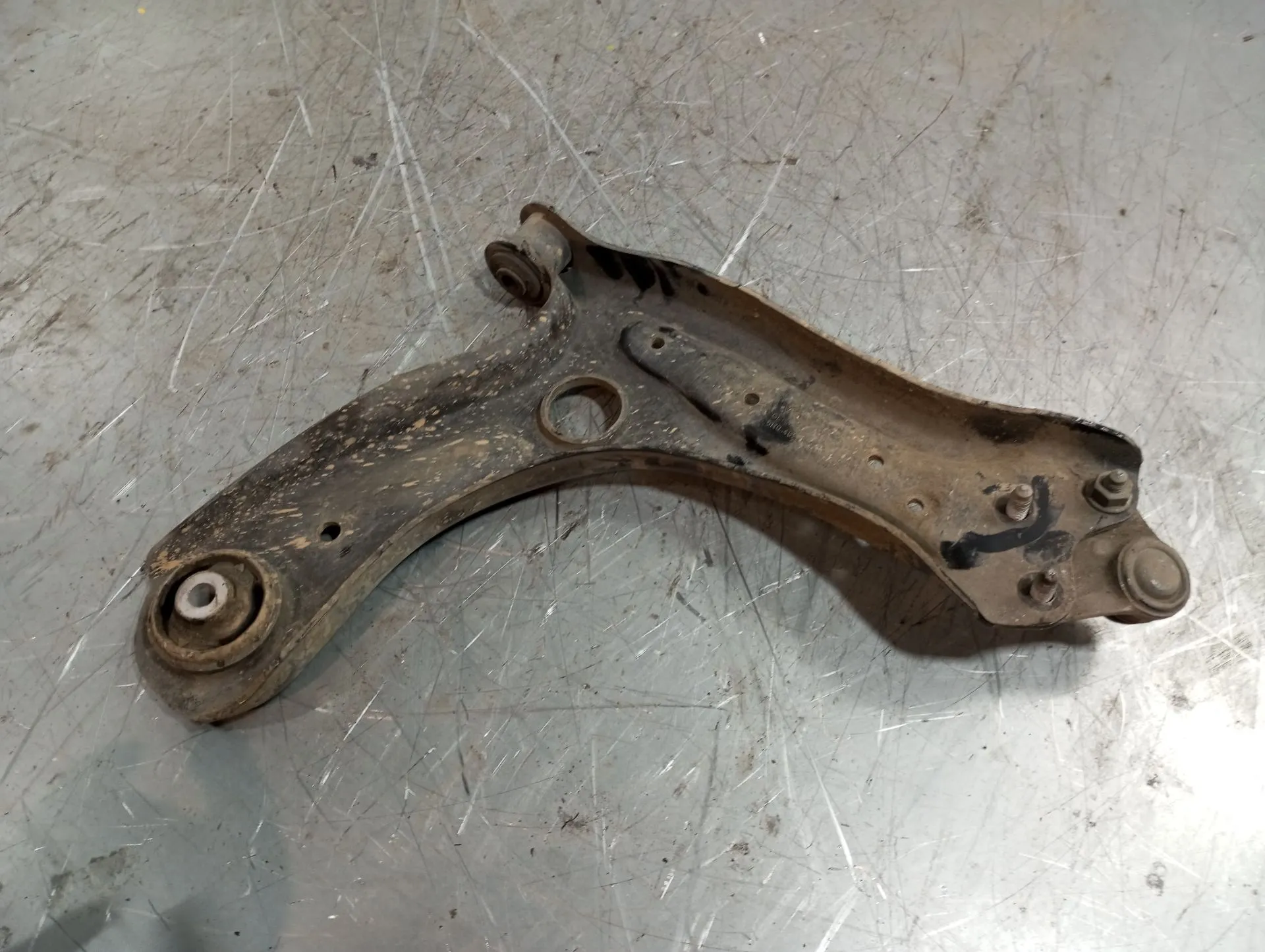 Brazo suspensión delantero derecho SEAT Ibiza IV (6J5, 6P1) Imagem-1