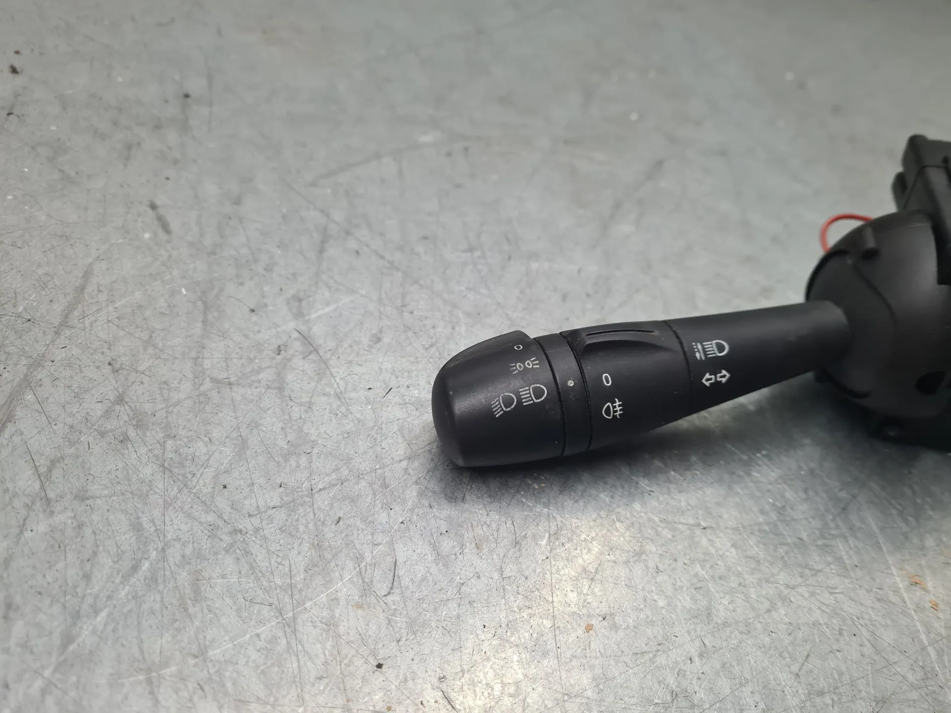 Manípulo de luzes RENAULT Twingo III (BCM_) Imagem-1