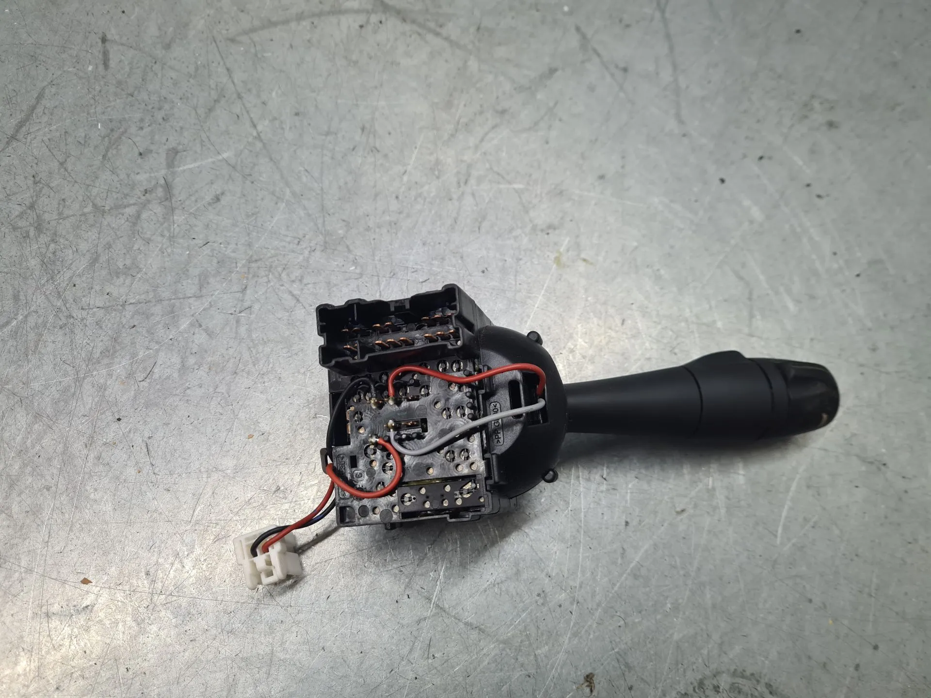 Manípulo de luzes RENAULT Twingo III (BCM_) Imagem-2