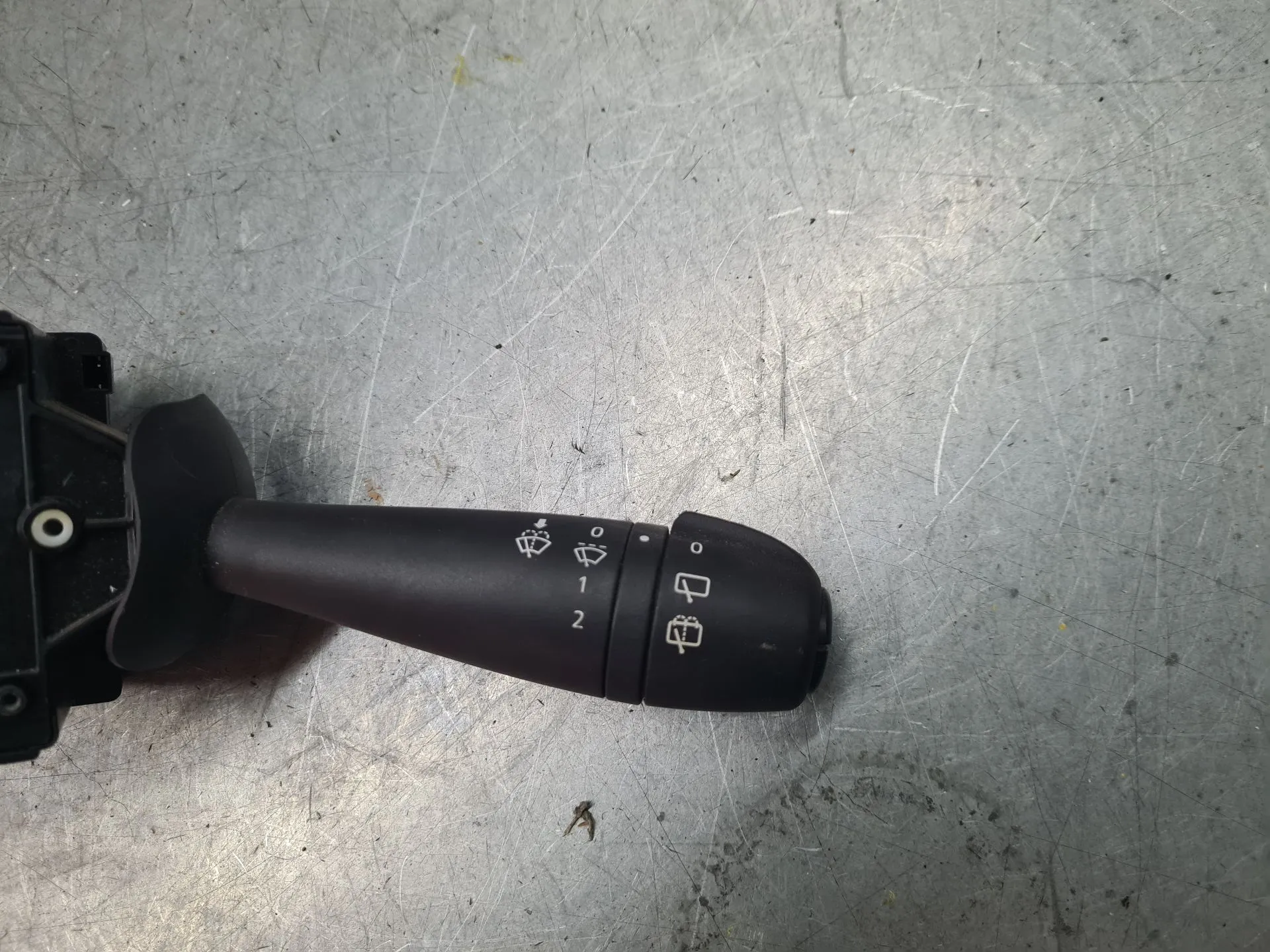 Manípulo do limpa vidros RENAULT Twingo III (BCM_) Imagem-1