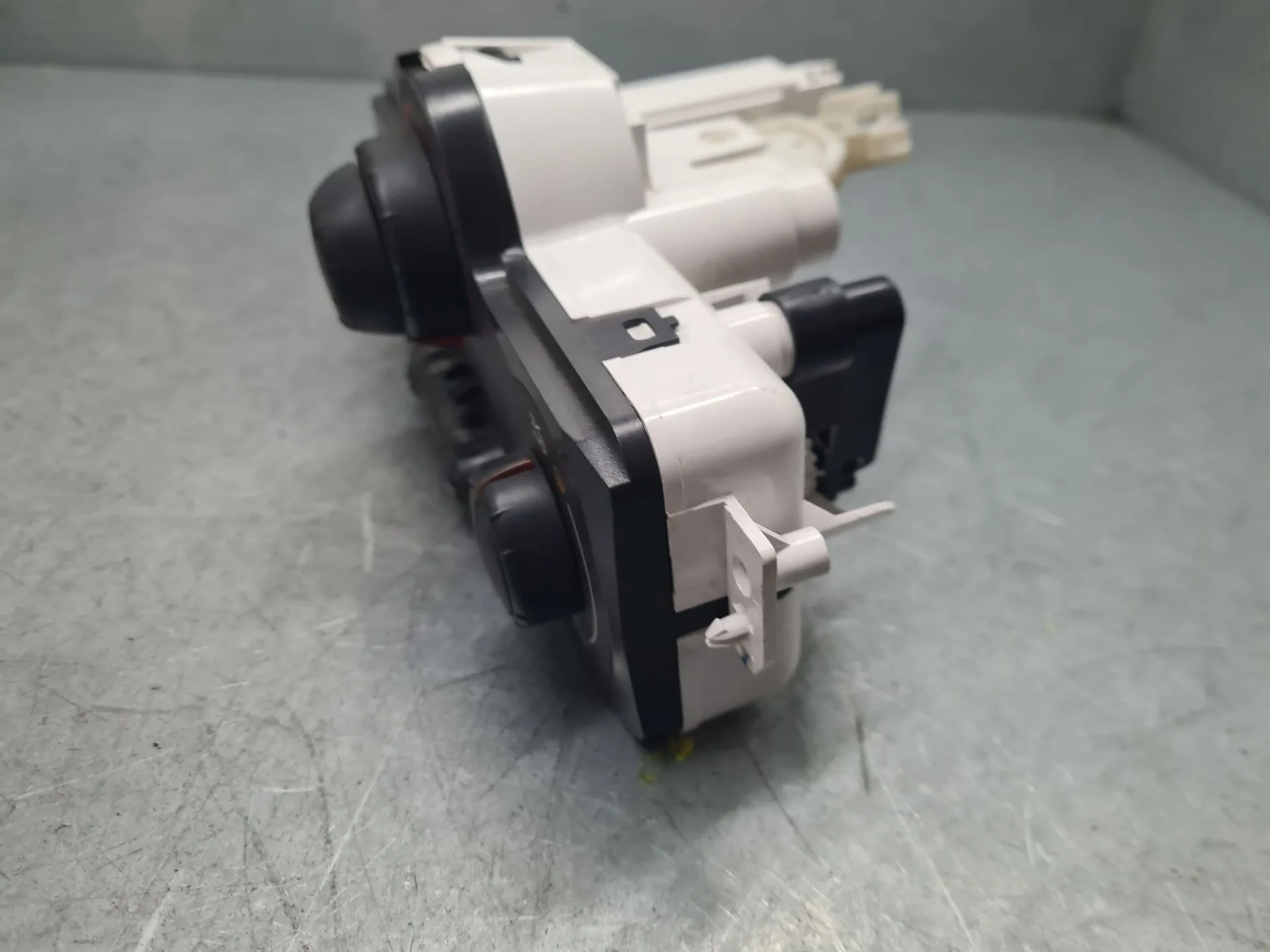 Comando clima RENAULT Kangoo Express (FW0/1_) Imagem-2