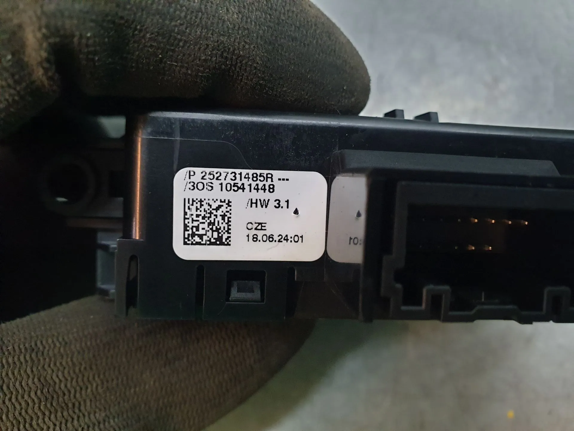 Comando / botão / interruptor multifunções DACIA Duster III (P1310) Imagem-2