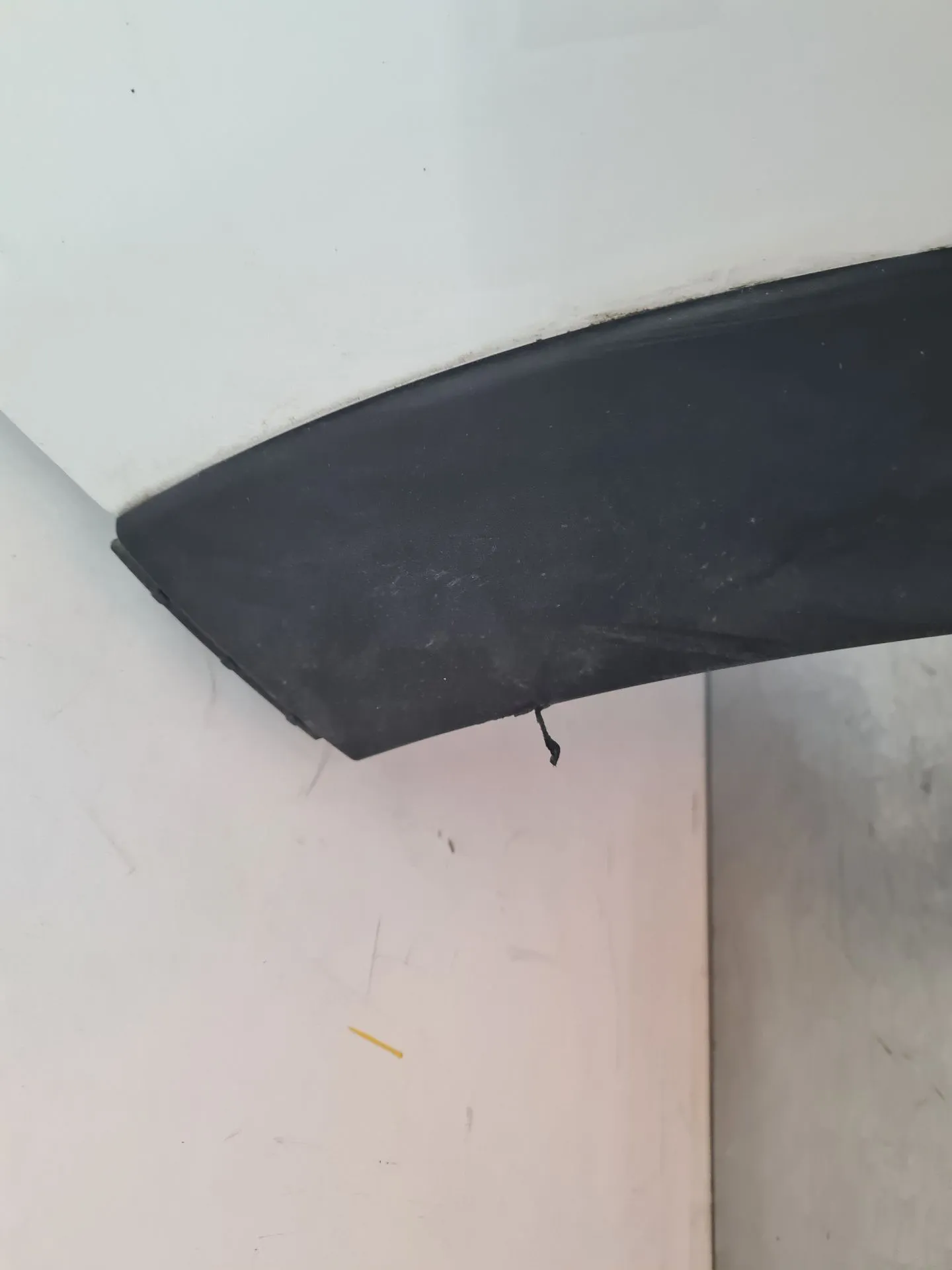 Parachoques Trasero CITROËN C3 III (SX) Imagem-9