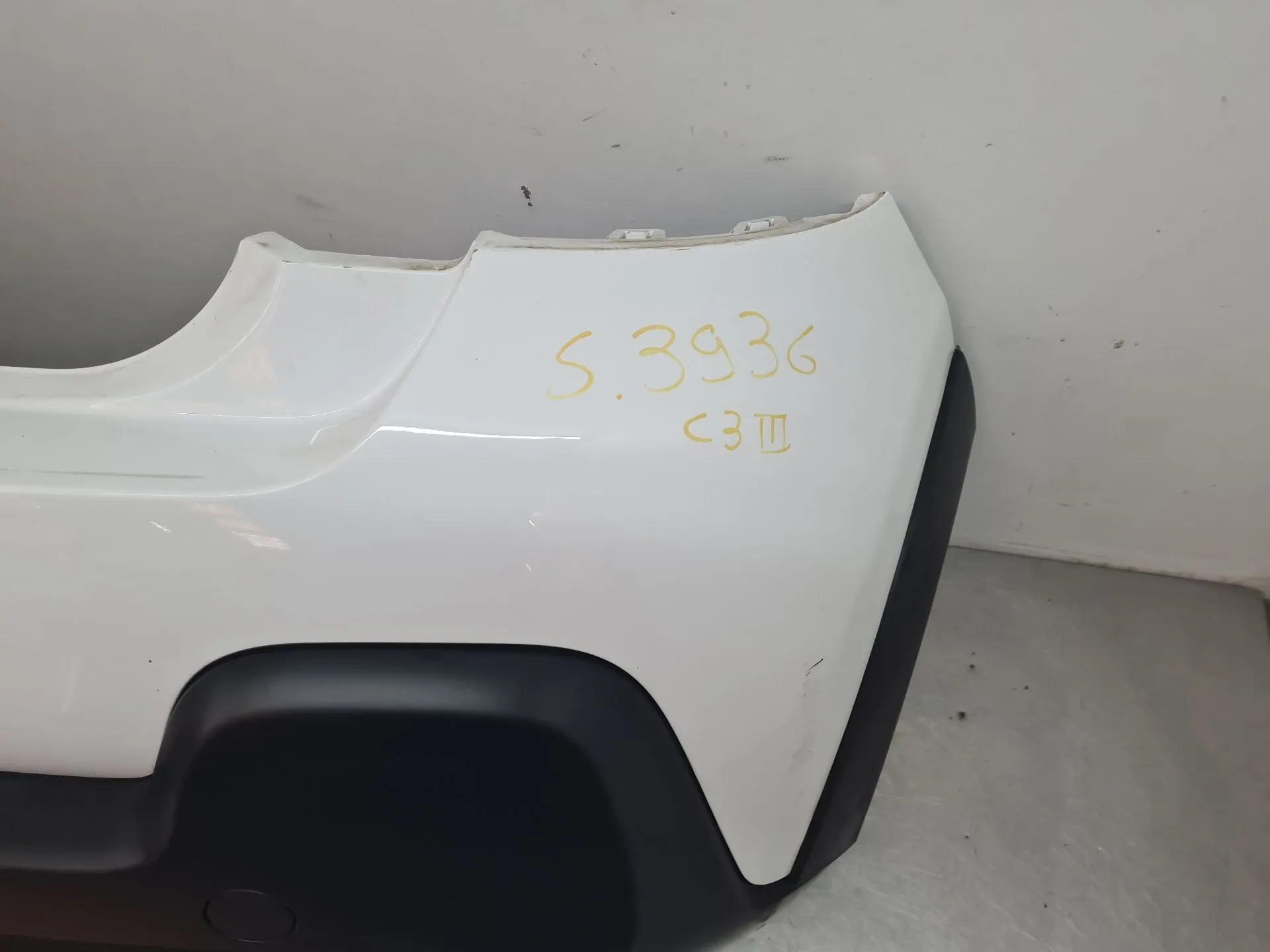 Parachoques Trasero CITROËN C3 III (SX)