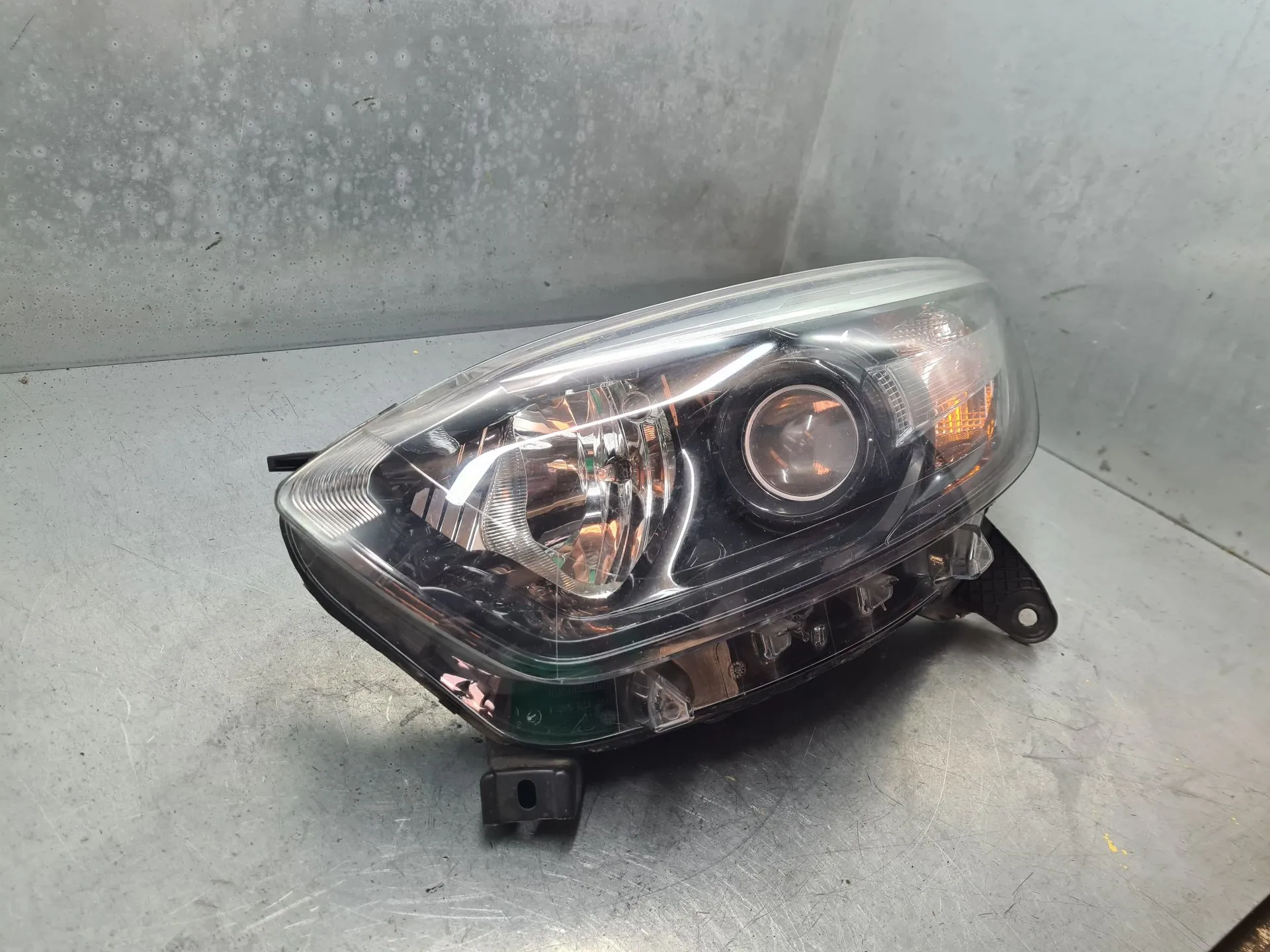Phare avant gauche RENAULT Captur (J5_) Imagem-1