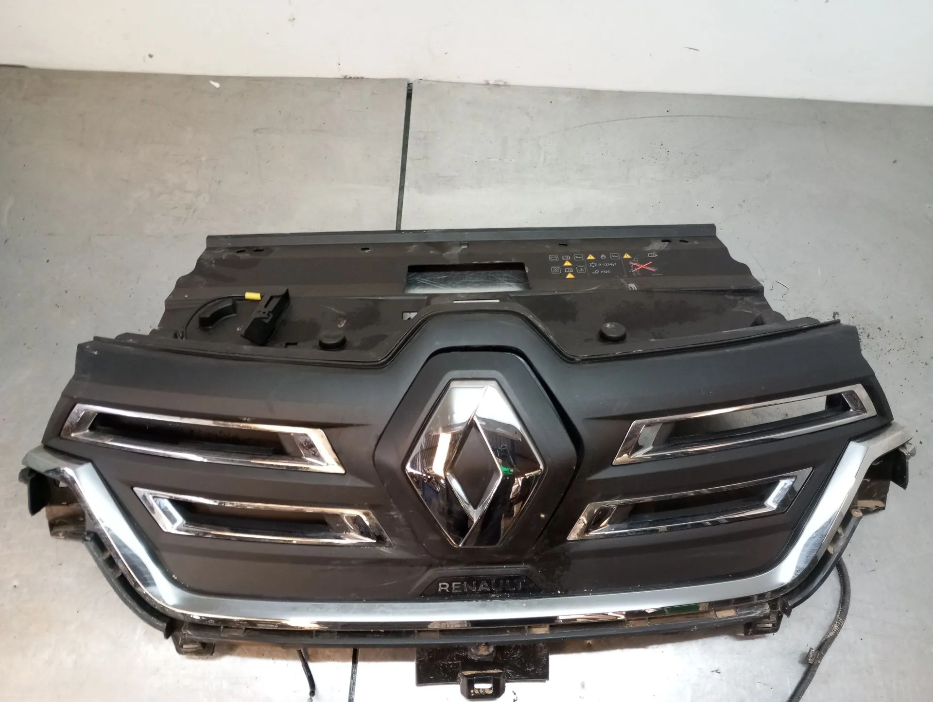 Griglia anteriore RENAULT Kangoo III
