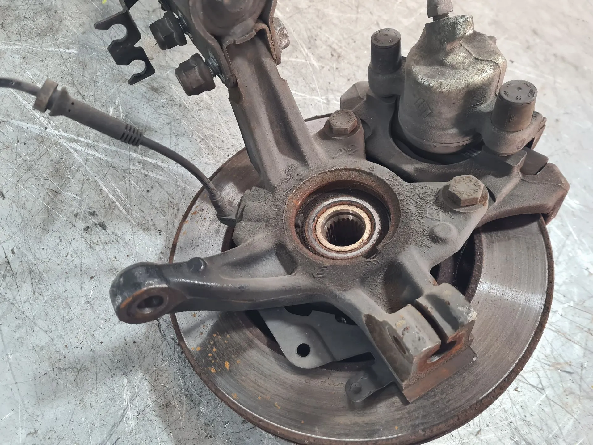 Fusello anteriore sinistro RENAULT Clio IV (BH_) Imagem-2