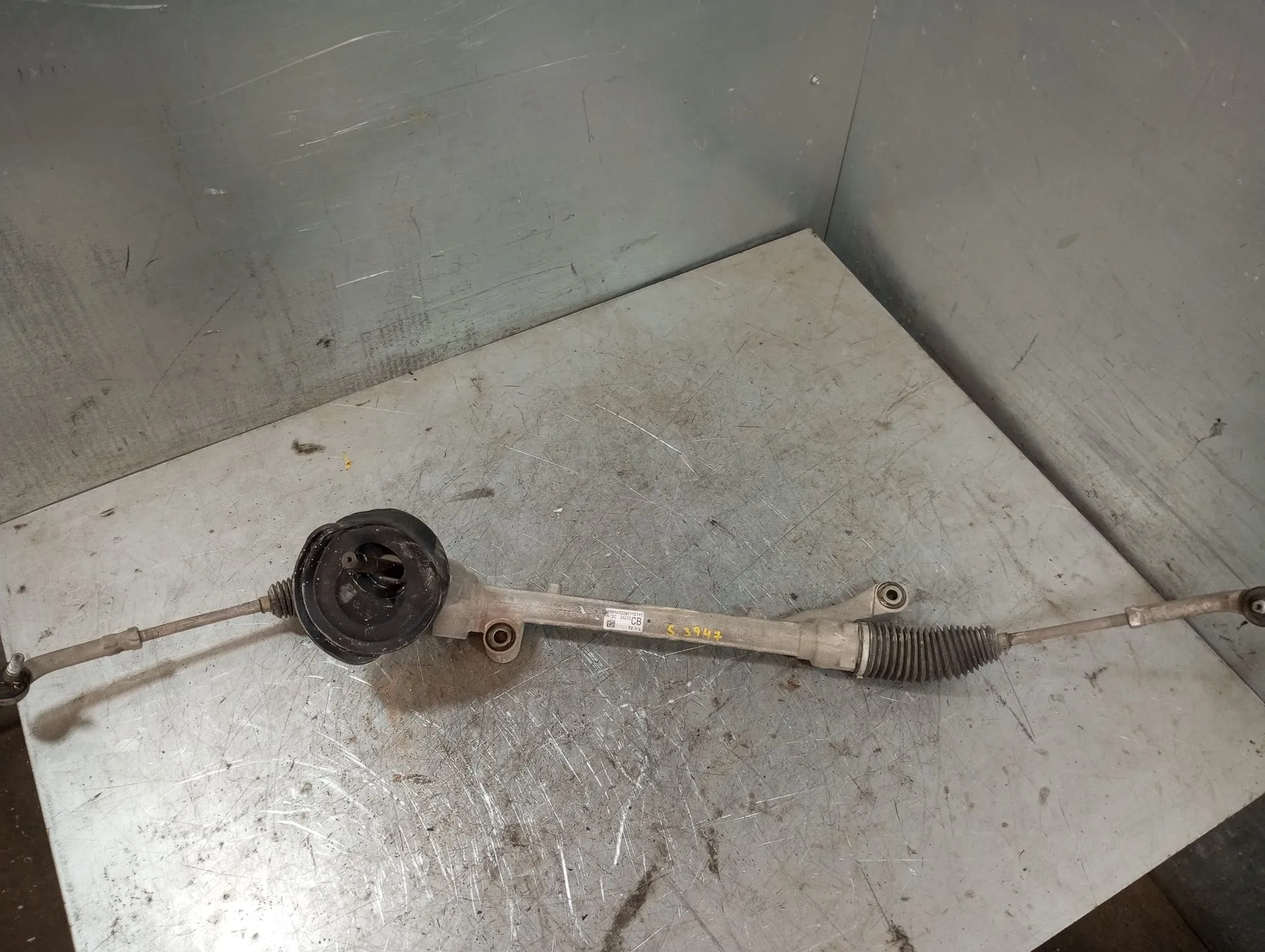 Steering box FORD Fiesta VII (HJ, HF)