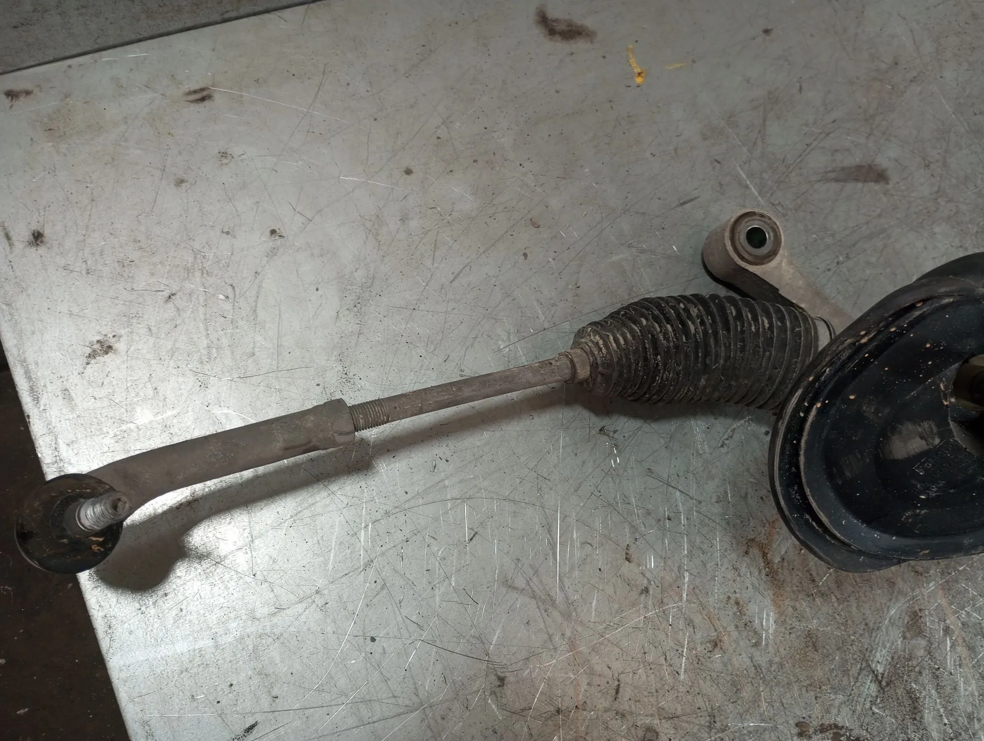 Steering box FORD Fiesta VII (HJ, HF) Imagem-1