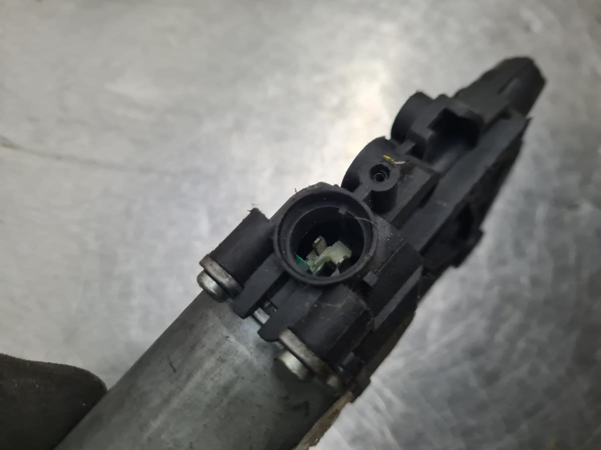 Moteur lève-vitre avant gauche KIA Ceed (ED) Imagem-2